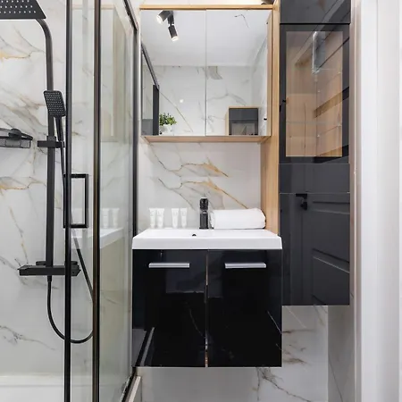 Apartmán Blue And Family In With Two Bedrooms And Balcony By Renters Katovice