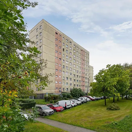 Blue And Family In With Two Bedrooms And Balcony By Renters Apartmán *